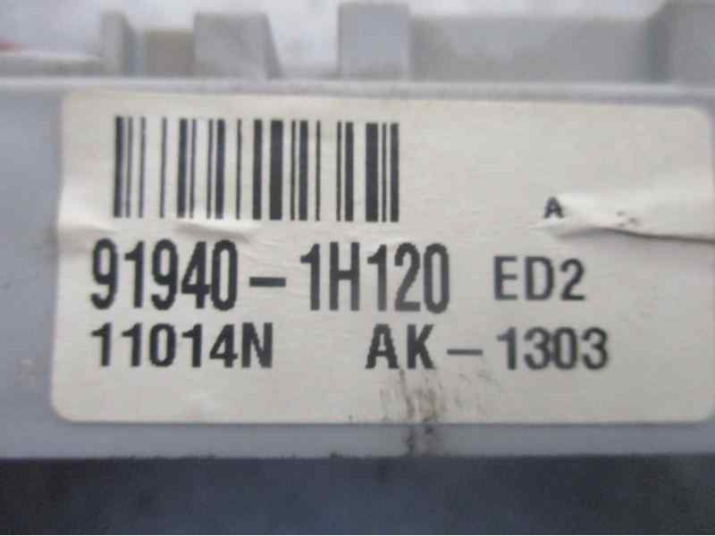 Recambio de caja reles / fusibles para kia cee´d 1.6 crdi cat referencia OEM IAM 919401H120  