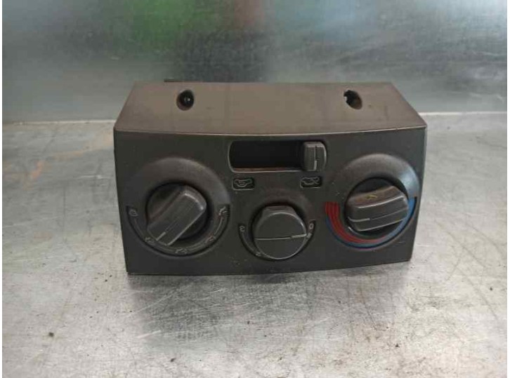 Recambio de mando calefaccion / aire acondicionado para fiat punto berl. (176) 1.1 referencia OEM IAM 92045400 