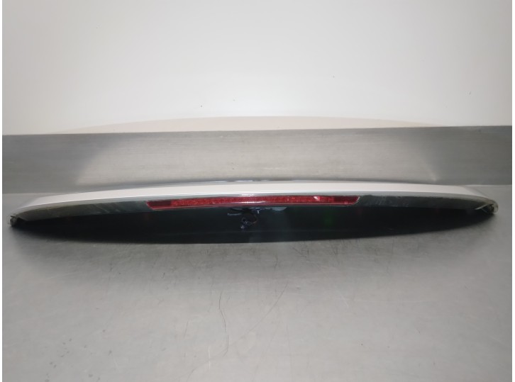 Recambio de aleron trasero para skoda kamiq (nw4) 1.5 16v tsi act referencia OEM IAM 658827878 