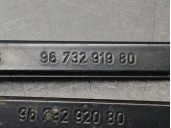 Recambio de brazo limpia delantero derecho para peugeot 208 1.2 12v vti referencia OEM IAM 9673292080  