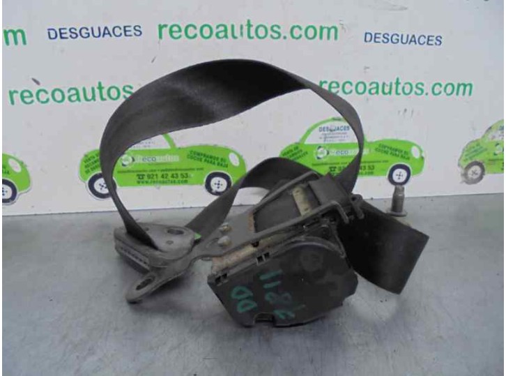 Recambio de cinturon seguridad delantero derecho para nissan vanette cargo 2.3 diesel referencia OEM IAM 868447C902  