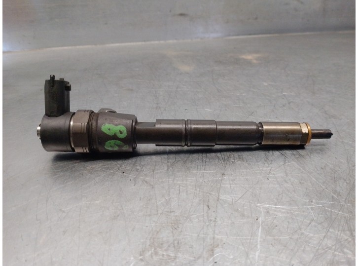 Recambio de inyector para opel insignia a (g09) 2.0 cdti (68) referencia OEM IAM 0445110327 0445110327 BOSCH