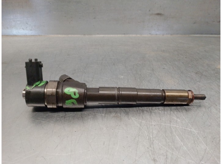 Recambio de inyector para opel insignia a (g09) 2.0 cdti (68) referencia OEM IAM 0445110327 0445110327 BOSCH