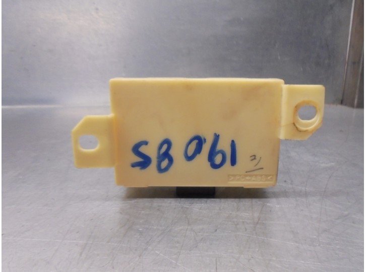 Recambio de modulo electronico para audi a4 berlina (b5) 1.9 tdi referencia OEM IAM 4A0953234F 