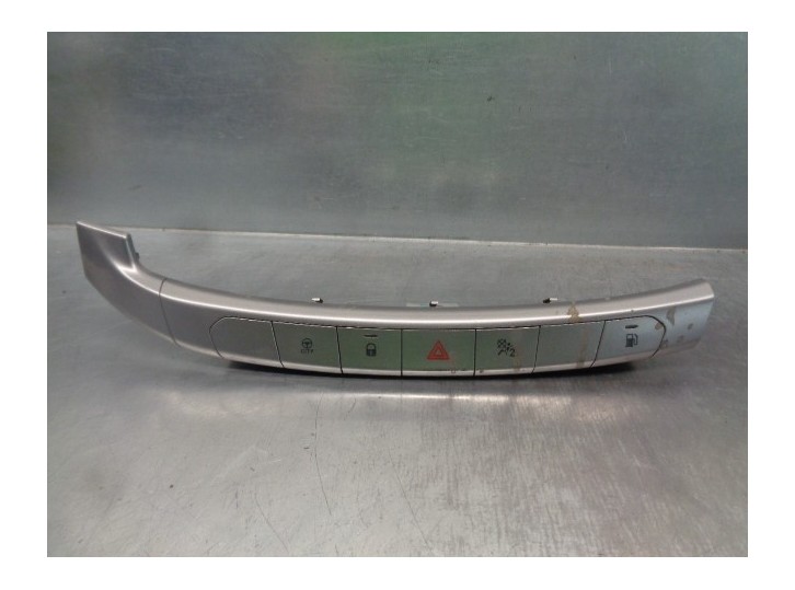 Recambio de warning para fiat tipo ii (357) fam easy referencia OEM IAM 07356464230 30281210 