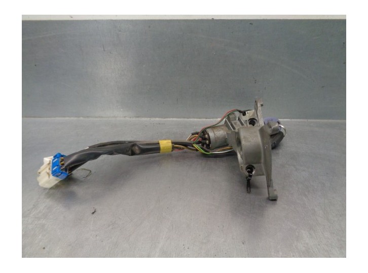 Recambio de conmutador de arranque para hyundai h 1 2.5 turbodiesel referencia OEM IAM 819004AN10  