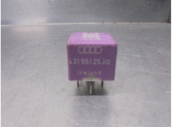 Recambio de rele para audi a4 berlina (b5) 1.9 tdi referencia OEM IAM 431951253G 