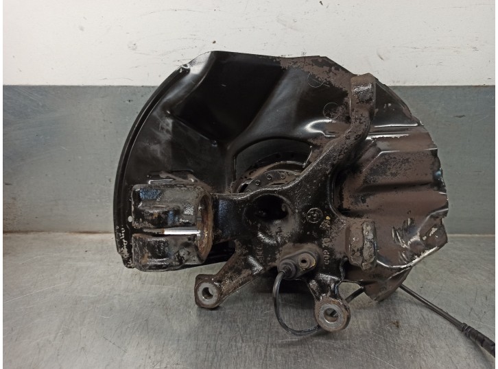 Recambio de mangueta delantera izquierda para bmw serie 3 berlina (e46) 2.0 16v diesel cat referencia OEM IAM 31211096429 