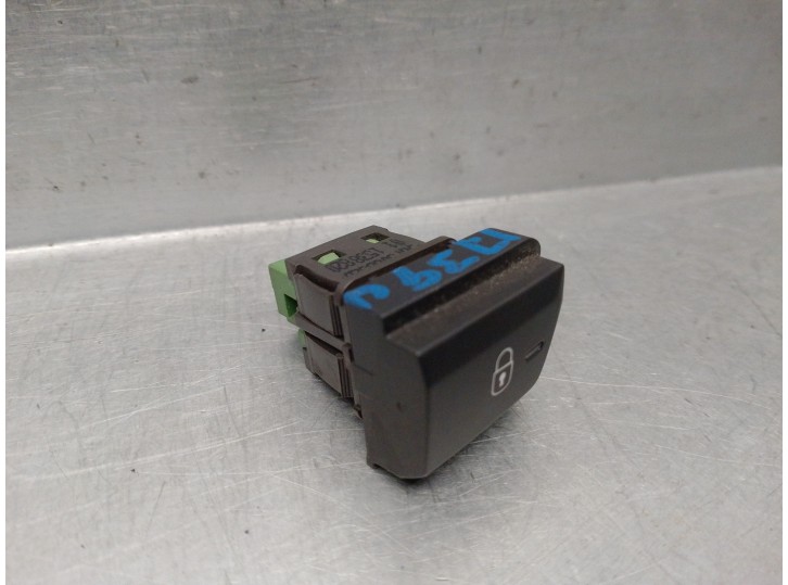 Replacement dashboard buttons for Peugeot 208 1.2 12V VTi OEM IAM reference 96750883ZD 