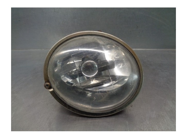 Replacement left fog light for Hyundai H 1 2.5 Turbodiesel OEM IAM reference 922014AXXX 