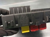 Recambio de caja reles / fusibles para opel vectra c berlina 2.0 dti referencia OEM IAM 13144709 