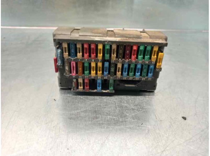 Recambio de caja reles / fusibles para peugeot 806 2.0 cat referencia OEM IAM 9453478380 