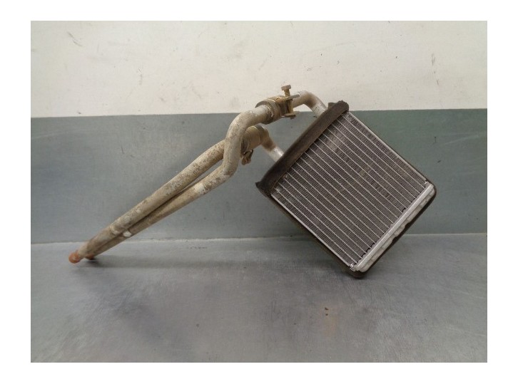 Recambio de radiador calefaccion / aire acondicionado para hyundai h 1 2.5 turbodiesel referencia OEM IAM 970234A010 