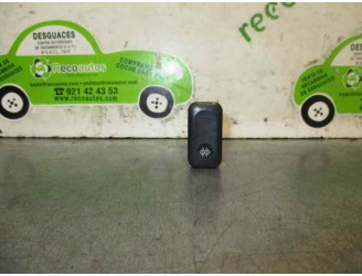 Replacement hazard warning switch for Peugeot 406 saloon (S1/S2) 2.1 turbodiesel CAT OEM IAM reference 