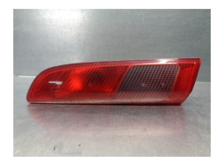 Recambio de piloto trasero derecho para alfa romeo 156 (116) 1.9 jtd 16v cat referencia OEM IAM 60685981 DE PORTON