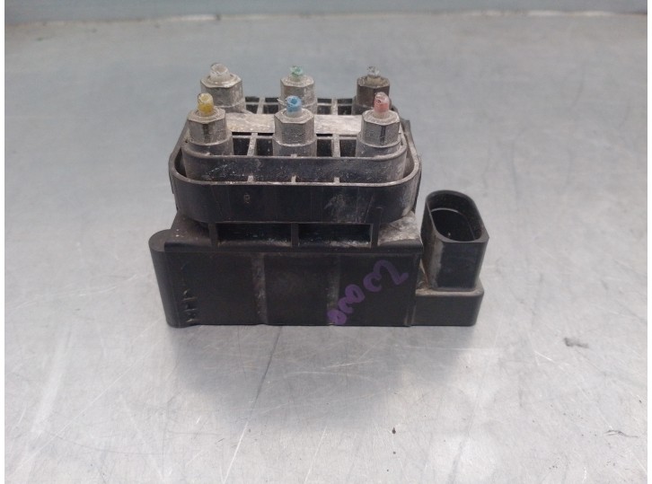 Recambio de bomba suspension para mercedes-benz clase s (w221) berlina 320 / 350 cdi 4-matic (221.080) referencia OEM IAM A25132