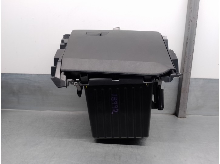 Recambio de guantera para renault captur ii 1.0 tce bivalent. gasolina / gpl referencia OEM IAM 685005441R 
