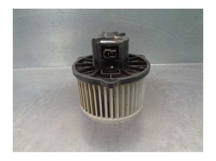 Recambio de motor calefaccion para hyundai h 1 2.5 turbodiesel referencia OEM IAM 970614A100  