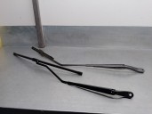 Recambio de brazo limpia delantero derecho para renault captur ii 1.0 tce bivalent. gasolina / gpl referencia OEM IAM 288810776R