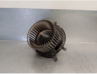 Recambio de motor calefaccion para dodge journey 2.0 16v crd cat referencia OEM IAM 68038189AA 517091401 BROSE