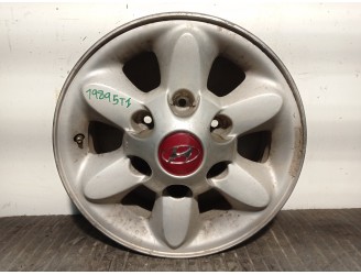 Recambio de llanta para hyundai h 1 2.5 turbodiesel referencia OEM IAM 529104A800 R156JJX15OFFSET33 ALUMINIO 6P