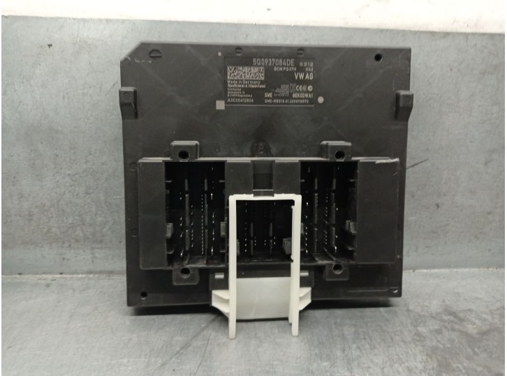 Recambio de modulo confort para skoda karoq (nu7, nd7) 1.6 tdi referencia OEM IAM 5Q0937084DE  A3C00412806 SME