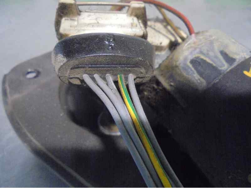 Recambio de motor limpia delantero para peugeot partner (s1) 1.9 diesel referencia OEM IAM 962101448A  