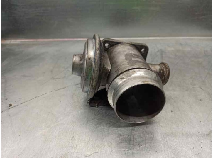 Replacement EGR valve for BMW 3 Series saloon (E46) 330xd OEM IAM reference 7789999 72826402 PIERBURG