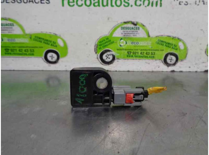 Recambio de sensor impacto para hyundai ix35 1.7 crdi cat referencia OEM IAM 959202S000  