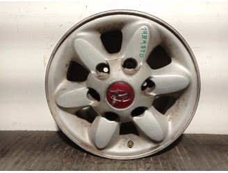 Recambio de llanta para hyundai h 1 2.5 turbodiesel referencia OEM IAM 529104A800 R156JJX15OFFSET33 ALUMINIO 6P