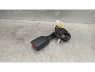 Recambio de enganche cinturon para toyota prius (nhw30) 1.8 16v cat referencia OEM IAM 7324047140C0  