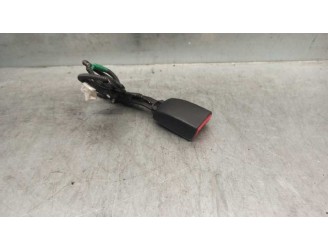 Recambio de enganche cinturon para toyota prius (nhw30) 1.8 16v cat referencia OEM IAM 7324047140C0  