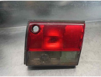 Recambio de piloto trasero derecho para saab 900 berlina 2.3 cat referencia OEM IAM 4957429 DE PORTON 5 PUERTAS