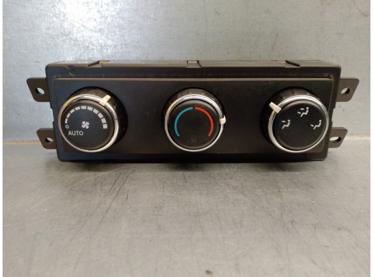 Recambio de mando climatizador para dodge journey 2.0 16v crd cat referencia OEM IAM 55111812AD 