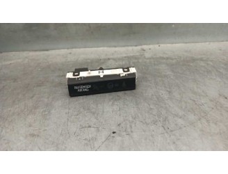 Recambio de pantalla multifuncion para toyota prius (nhw30) 1.8 16v cat referencia OEM IAM 8315047150 