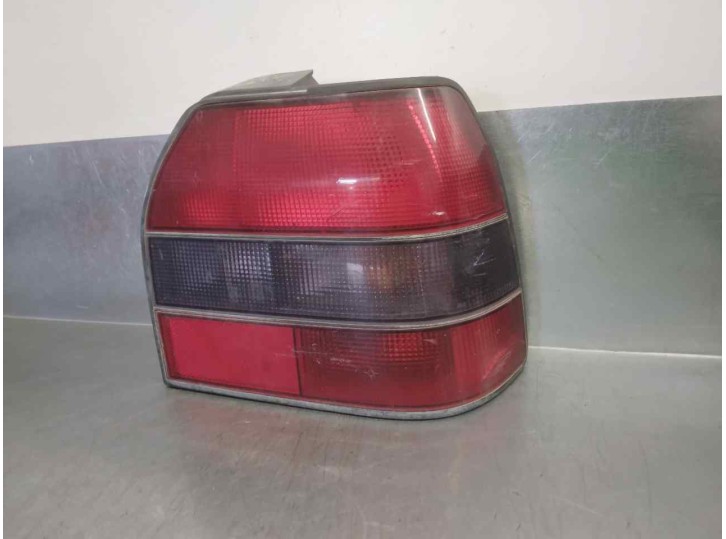 Recambio de piloto trasero derecho para renault 19 chamade referencia OEM IAM 7700783994  4 PUERTAS