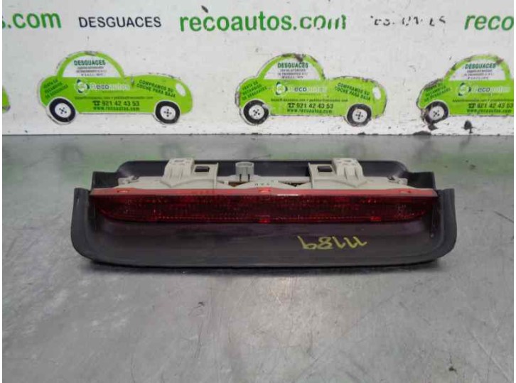 Recambio de luz central de freno para toyota corolla (e11) 1.4 16v cat referencia OEM IAM 8157012320 