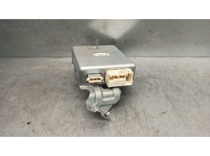 Recambio de modulo electronico para toyota prius (nhw30) 1.8 16v cat referencia OEM IAM 8264147090 1129007140 DENSO