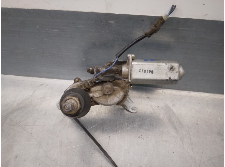 Replacement rear wiper motor for Kia Pregio II (TB) (2004 =>) 2.5 OEM IAM reference 0K72A67450B 