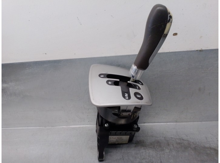 Recambio de palanca cambio para lancia musa (184) 1.3 jtd 16v referencia OEM IAM 553472570  