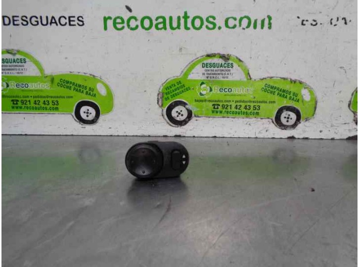 Recambio de mando retrovisor para opel agila 1.2 16v cat (z 12 xe / lw4) referencia OEM IAM 09226861 