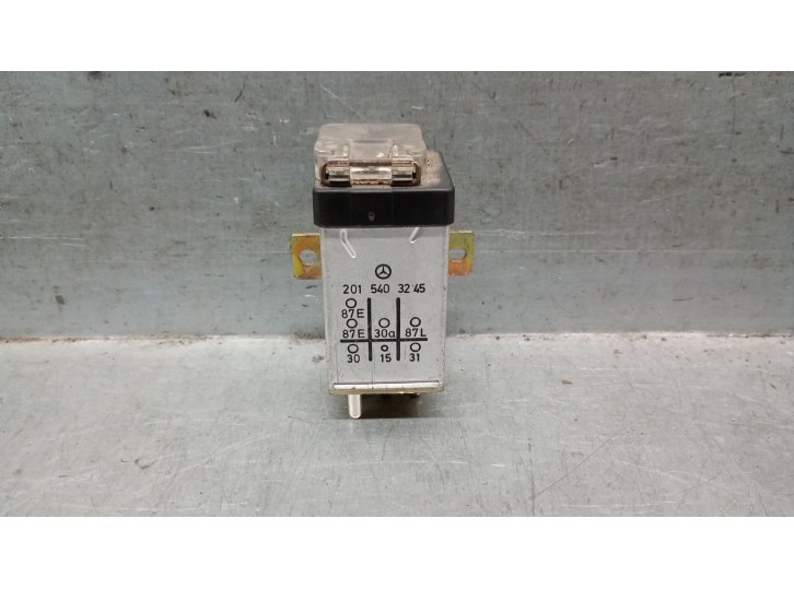 Recambio de rele para mercedes-benz clase e (w124) berlina 3.0 diesel cat referencia OEM IAM 2015403245  