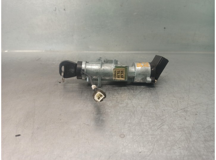 Recambio de conmutador de arranque para daewoo lanos 1.6 cat referencia OEM IAM 530825  