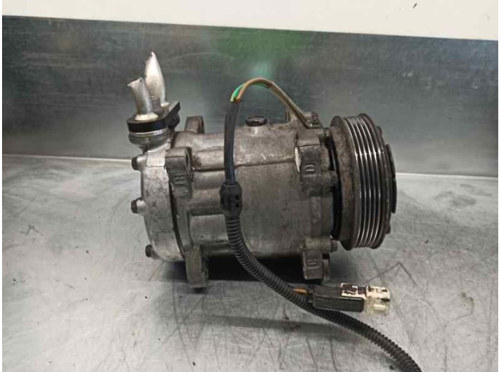 Recambio de compresor aire acondicionado para peugeot 106 (s2) 1.4 referencia OEM IAM 1500F 1500F SANDEN