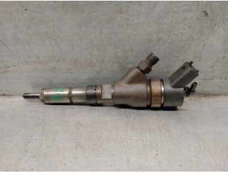 Replacement injector for Citroën Xsara Picasso (N68) 2.0 HDi OEM IAM reference 9653594280 0445110076 BOSCH