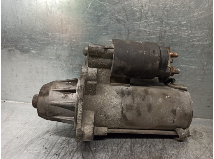 Recambio de motor arranque para ford focus berlina (cak) ambiente referencia OEM IAM 98AB11000CB 