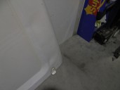 Recambio de capot para land rover defender (ld) 2.5 tdi referencia OEM IAM ALR5835 BLANCO 