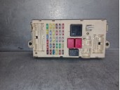 Recambio de caja reles / fusibles para alfa romeo 147 (190) 1.9 jtd cat referencia OEM IAM 46558758 