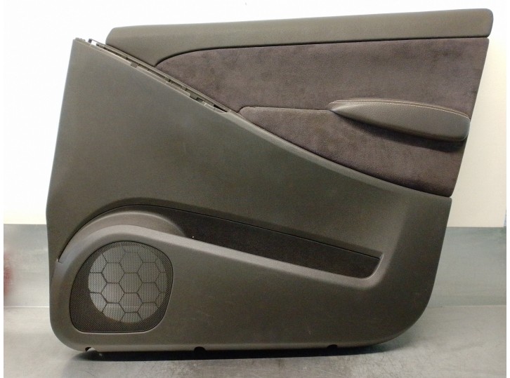 Recambio de guarnecido puerta delantera derecha para lancia musa (184) 1.3 jtd 16v referencia OEM IAM 020113  