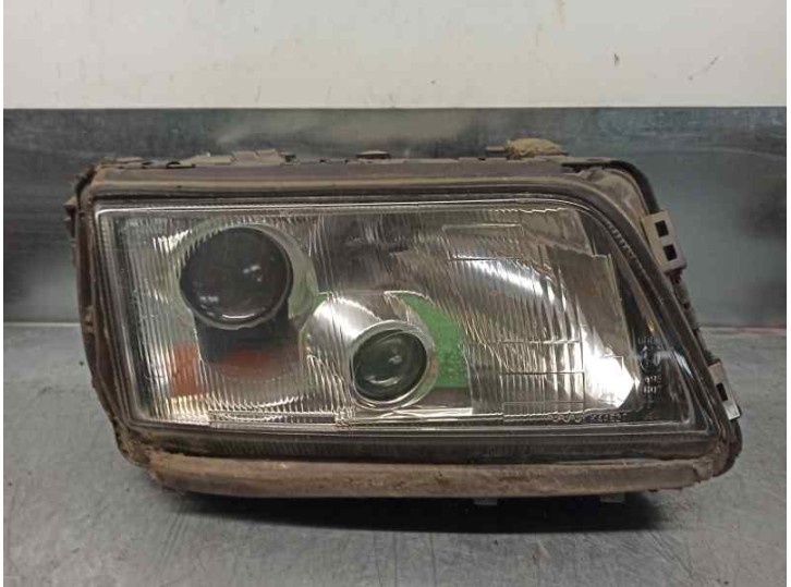 Recambio de faro derecho para audi a8 (d2) 2.5 v6 24v tdi referencia OEM IAM 4D0941004 0301047212 BOSCH